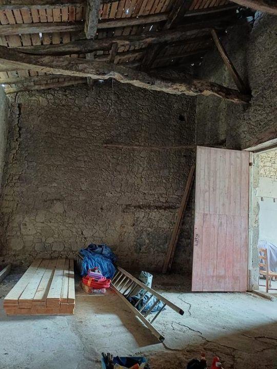 Ferme - 80 m² - 2 pièces