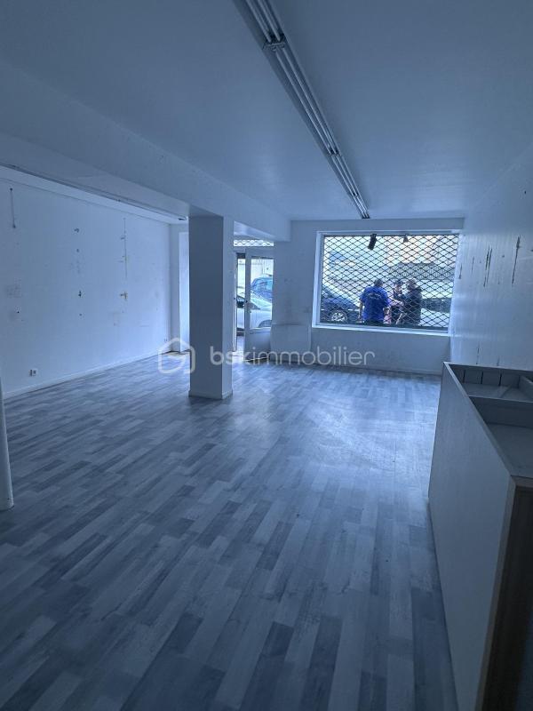 Bureau - 80 m² - 3 pièces