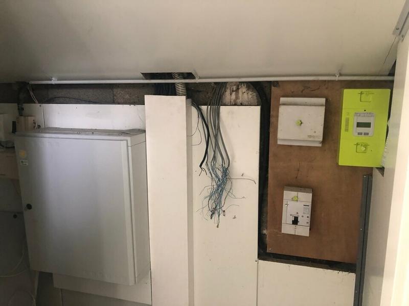 Local d'activité / Entrepôt - 366 m²