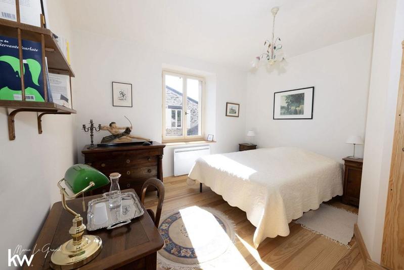 Corps de ferme - 251 m² - 11 pièces