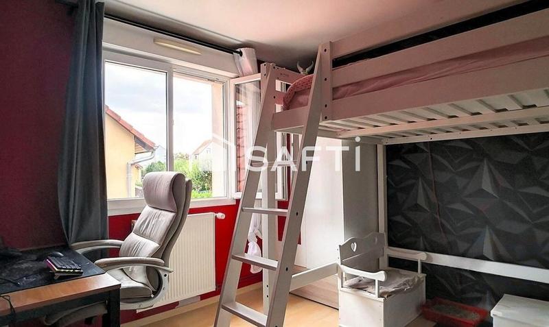 Maison - 106 m² - 6 pièces