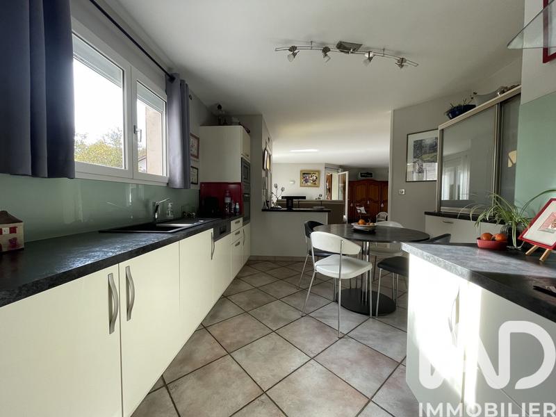 Maison - 141 m² - 7 pièces