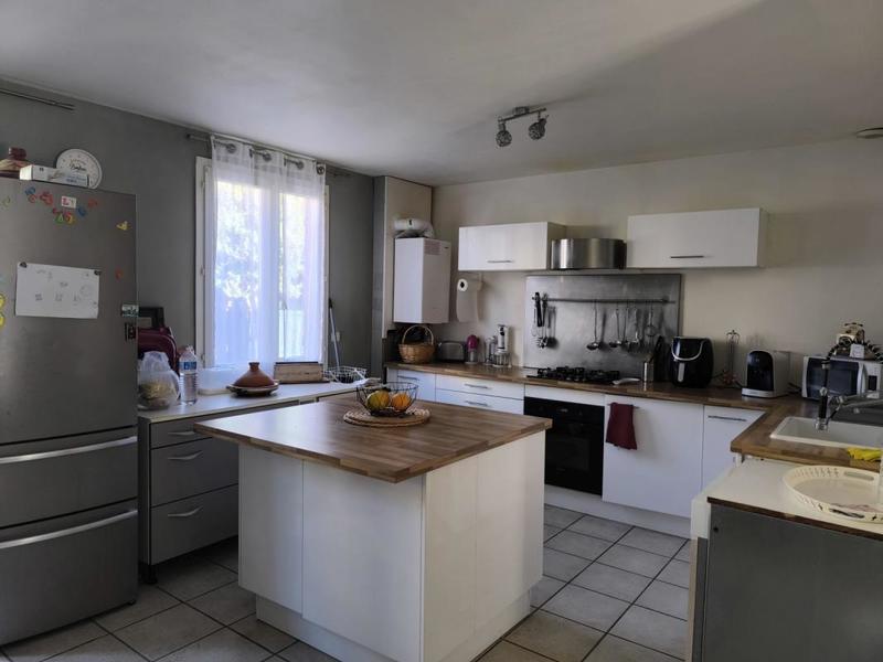 Maison - 88 m² - 4 pièces