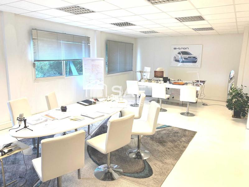 Bureau - 540 m²