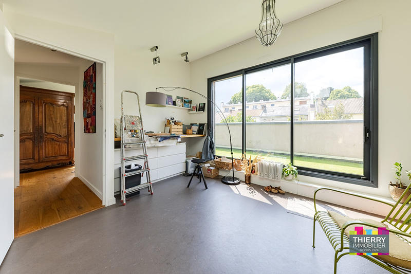 Maison - 178 m² - 6 pièces