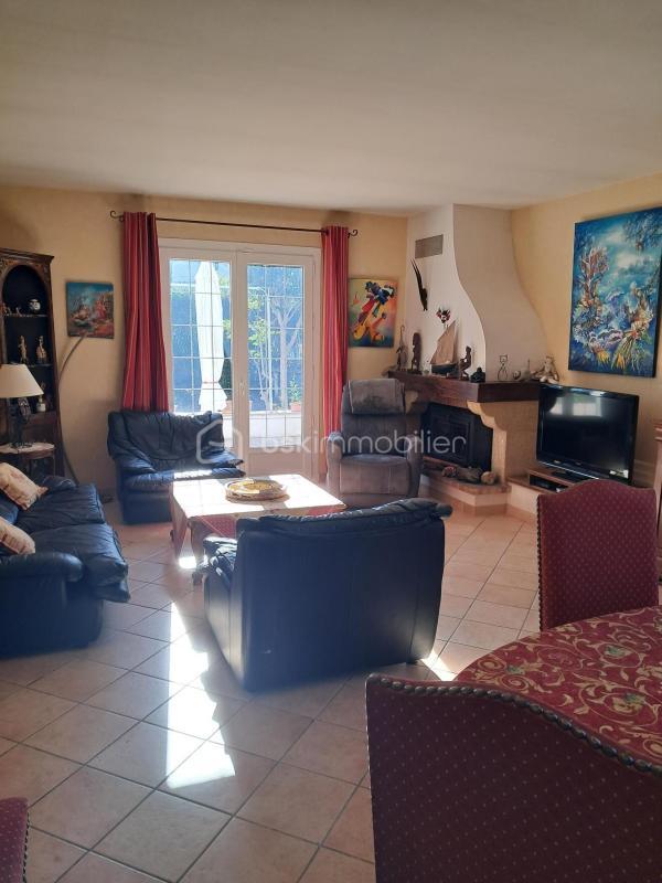 Maison traditionnelle - 180 m² - 6 pièces