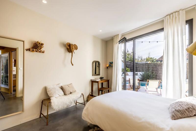 Maison - 180 m² - 5 pièces