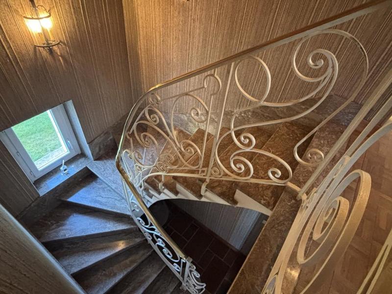 Maison traditionnelle - 155 m² - 7 pièces