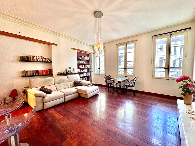 Appartement - 72 m² - 3 pièces