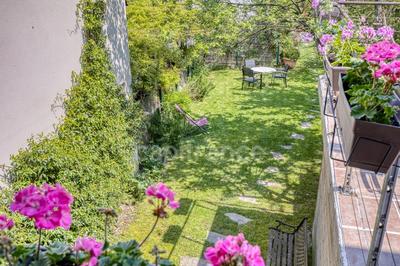 Maison de ville - 280 m² - 10 pièces