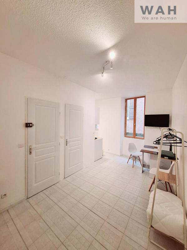 Immeuble - 90 m² - 4 pièces