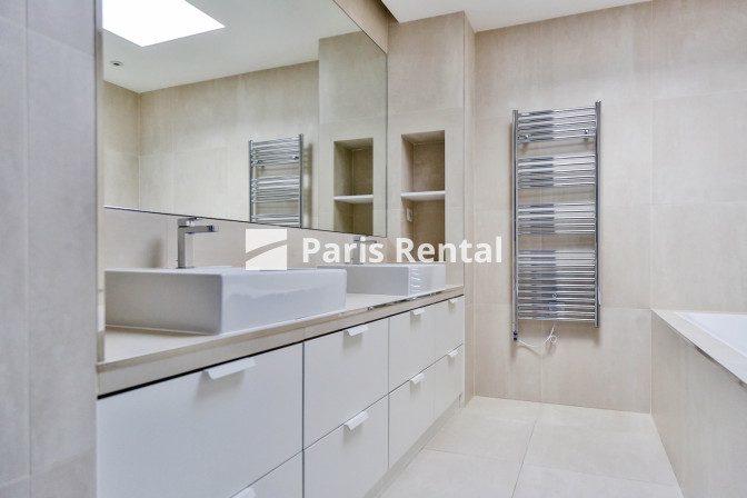 Appartement - 186 m² - 4 pièces