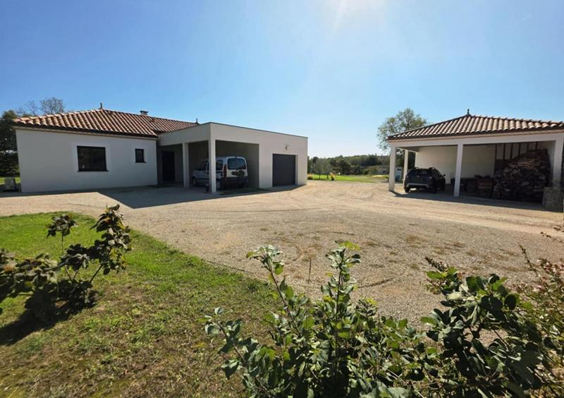 Maison - 109 m² - 4 pièces