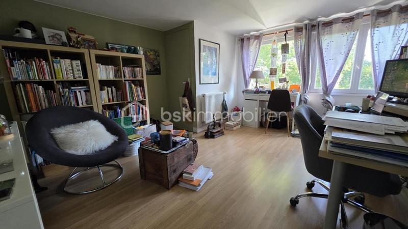 Villa - 230 m² - 9 pièces