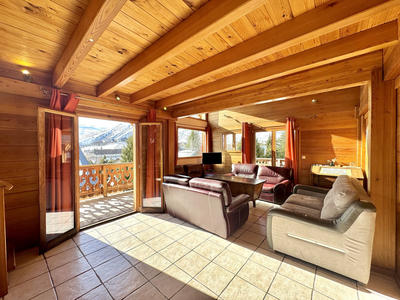 Châlet - 136 m² - 6 pièces