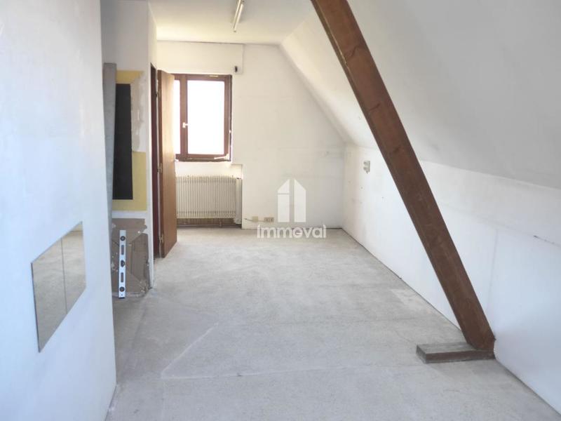 Local commercial - 87 m² - 2 pièces