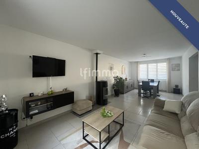 Maison - 110 m² - 5 pièces