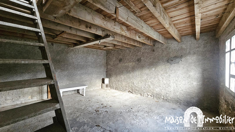 Maison - 93 m² - 4 pièces