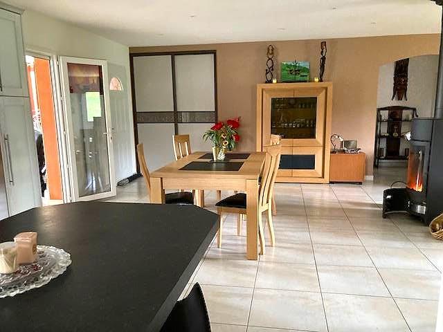 Maison - 196 m² - 3 pièces