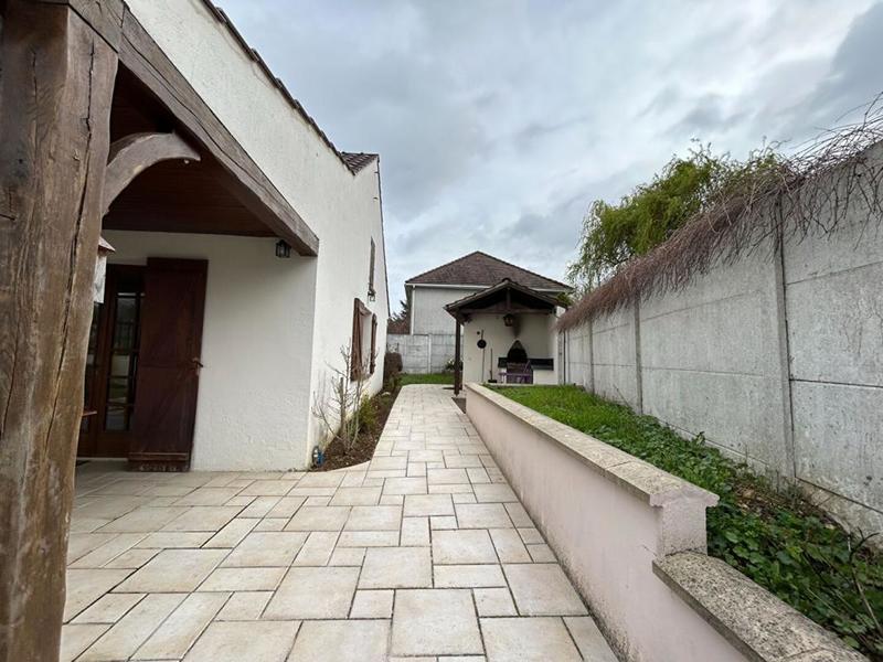 Maison - 105 m² - 4 pièces