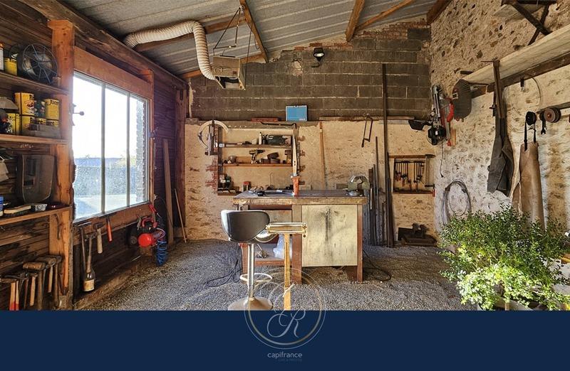 Maison - 277 m² - 8 pièces