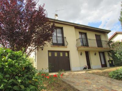 Maison - 143 m² - 5 pièces