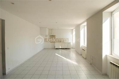 Maison de village - 132 m² - 7 pièces