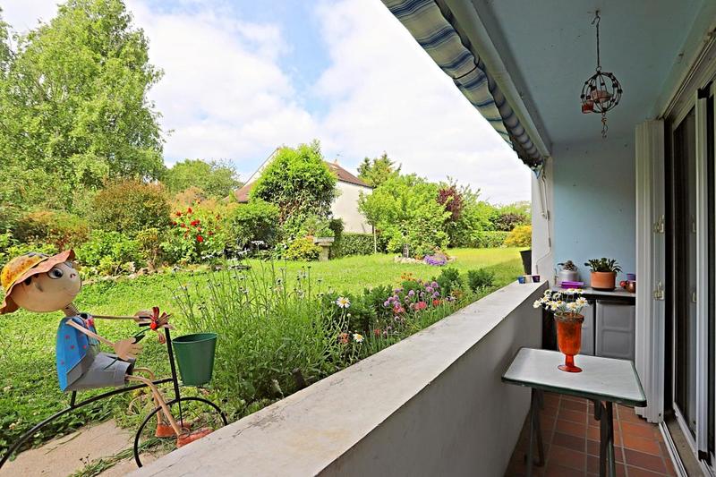 Appartement - 90 m² - 5 pièces