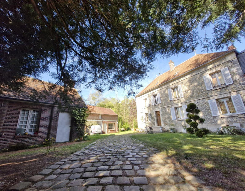 Maison - 178 m² - 7 pièces