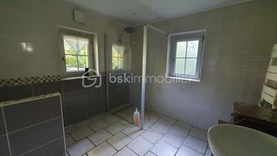 Demeure - 326 m² - 11 pièces