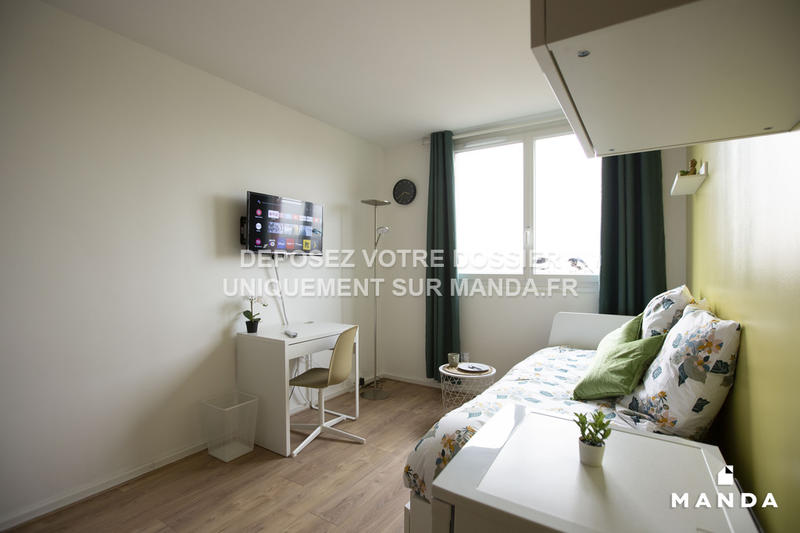Chambre - 10 m² - 5 pièces