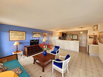 Appartement - 82 m² - 3 pièces