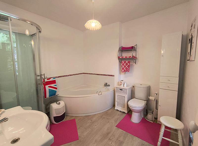 Maison - 127 m² - 6 pièces