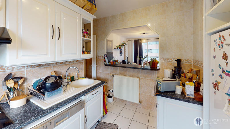 Appartement - 60 m² - 4 pièces