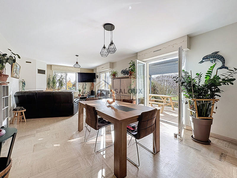 Maison - 120 m² - 5 pièces