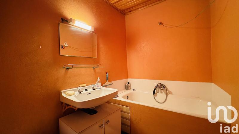 Maison - 302 m² - 12 pièces