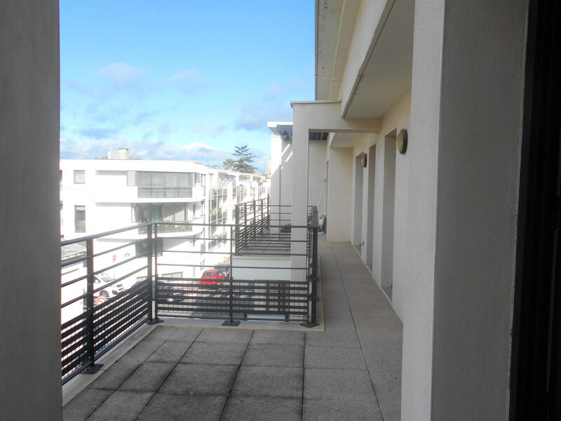 Appartement - 102 m² - 4 pièces