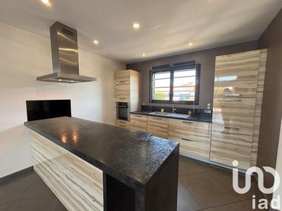 Maison - 105 m² - 4 pièces