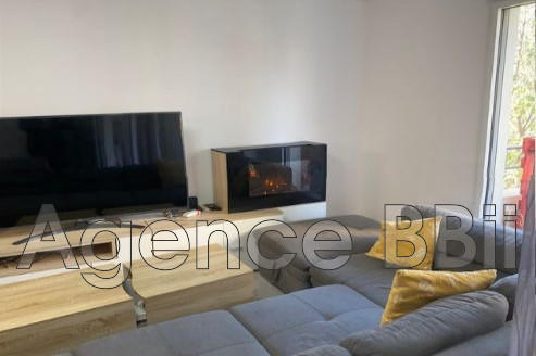 Appartement - 77 m² - 4 pièces