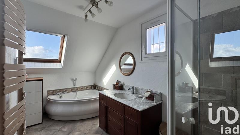 Maison - 163 m² - 5 pièces