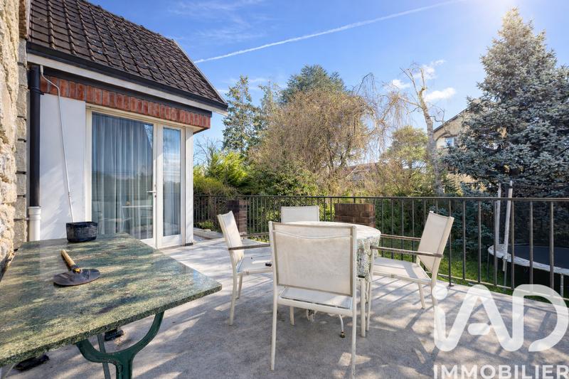 Maison - 190 m² - 6 pièces