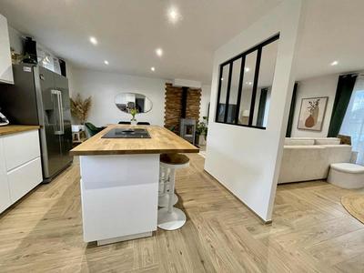 Maison - 120 m² - 6 pièces