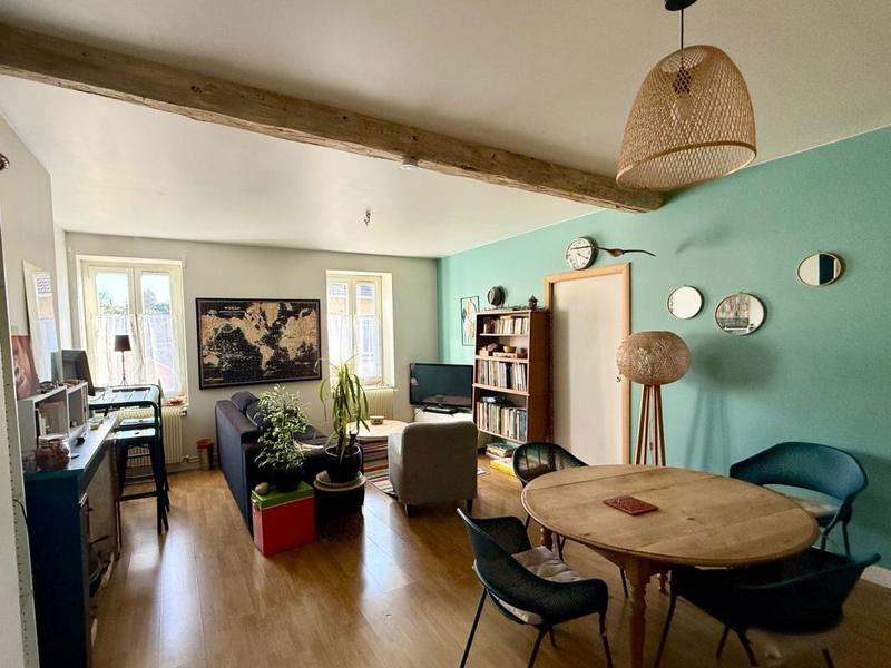 Appartement - 60 m² - 3 pièces