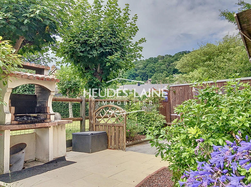 Maison - 309 m² - 12 pièces