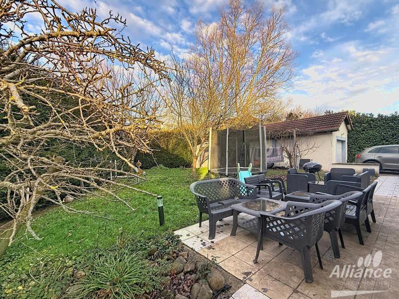 Maison - 140 m² - 6 pièces