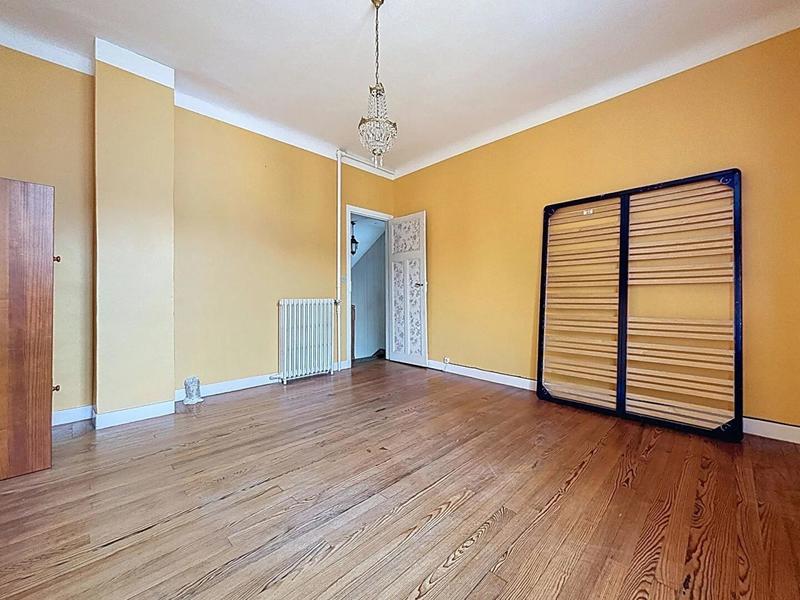 Maison de ville - 147 m² - 8 pièces