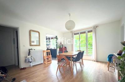 Appartement - 75 m² - 4 pièces