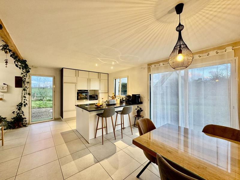 Maison - 94 m² - 3 pièces