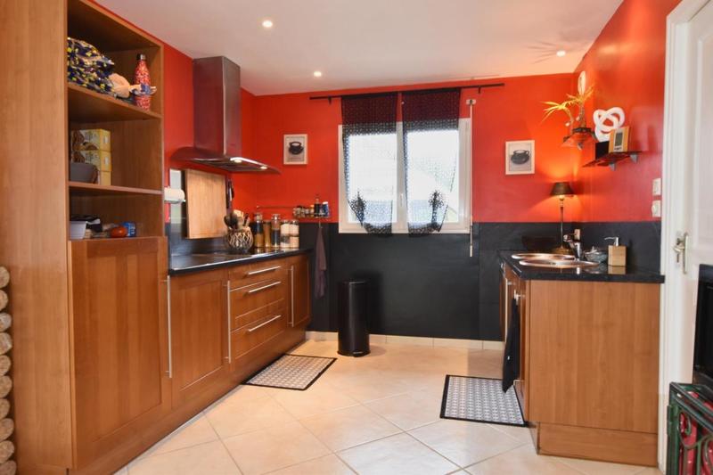 Maison - 140 m² - 5 pièces