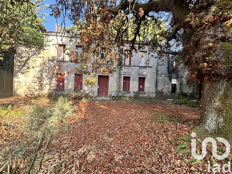 Maison - 300 m² - 10 pièces